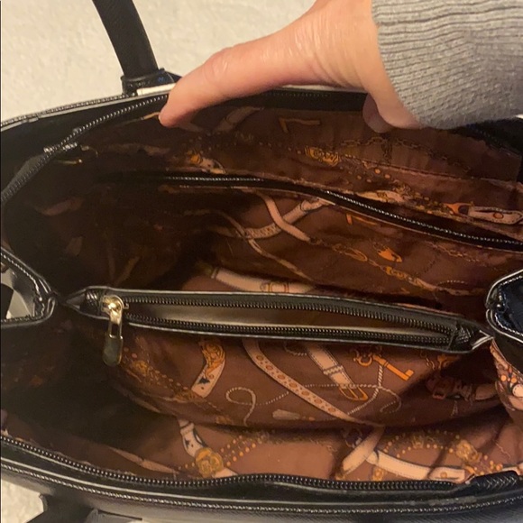 Handbag - Picture 4 of 5